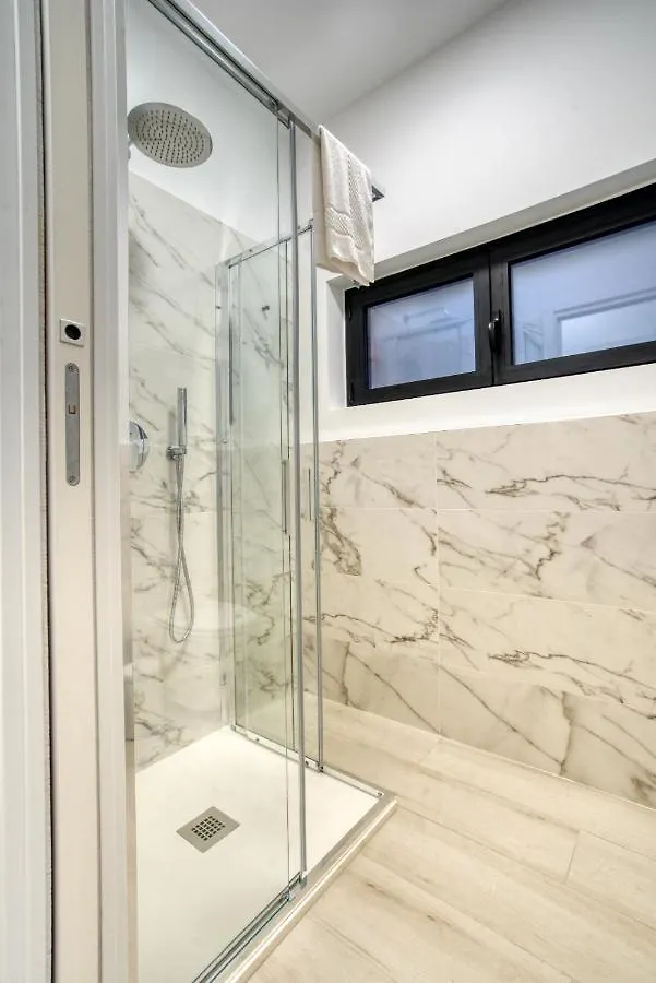 Apartment Suzzani 273 Milaan Italië